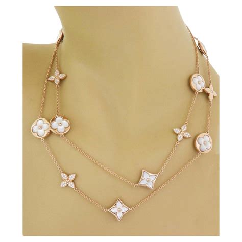 louis vuitton flower necklace price|louis vuitton clover necklace.